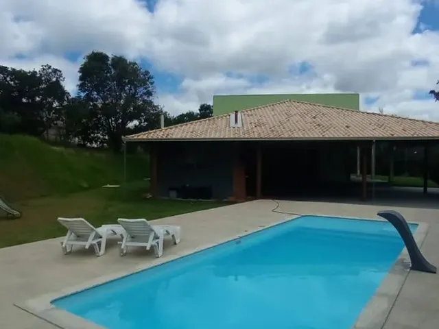 Imagem: Sítio À Venda no Condomínio Fazendinhas