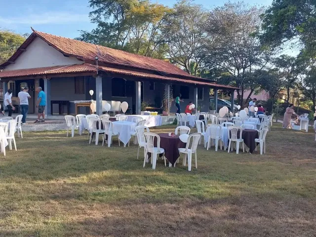 Imagem 12: Alugo Sítio, Disponível no Carnaval