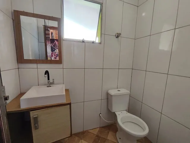 Imagem 3: Casa com Piscina e Quintal para Venda
