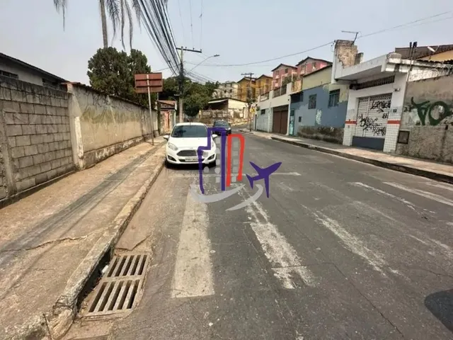 Imagem: Lote / Terreno de Bairro para Vender no