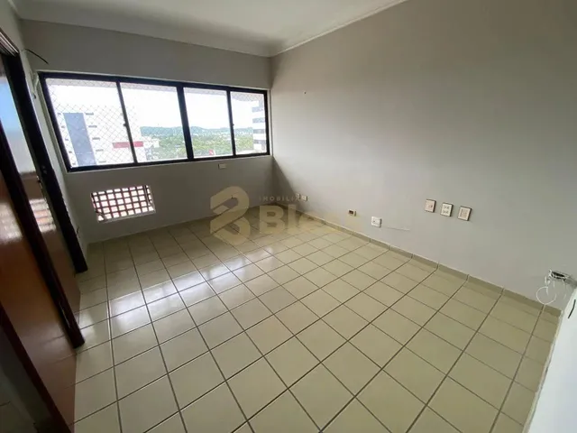Imagem 2: Apartamento Á Venda com 4 Suítes, Edifício Apolônio Lima, Candelária - Natal