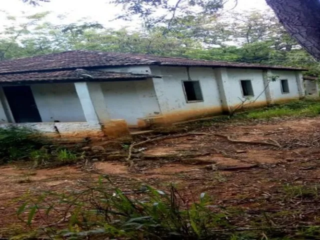 Imagem: Fazenda de 28 Hectares com Casa Antiga Lagoa