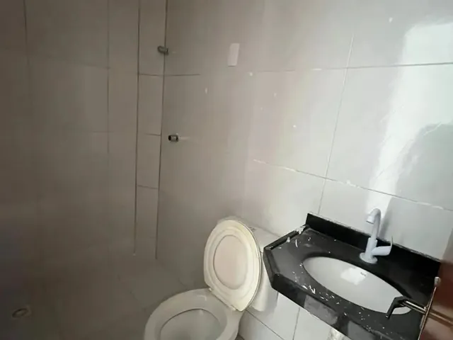 Imagem 5: Alugo Apartamento Térreo de 02 Quartos com Área Privativa Externa