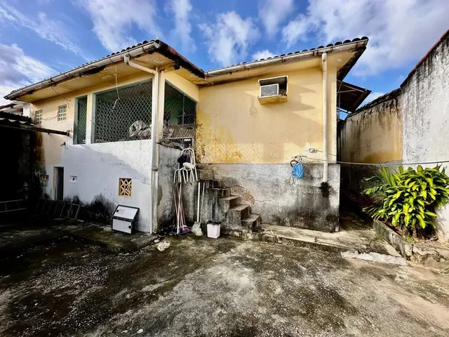 Imagem 6: Casa À Venda, 3 Quartos Sendo 1 Suíte no Bairro de Candelária, Próxima Ao Bairro