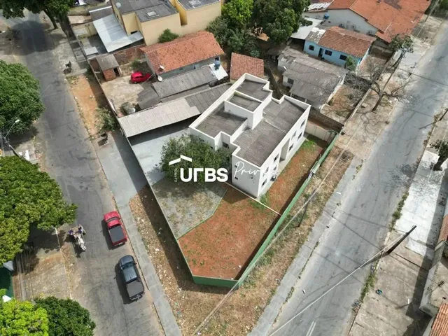 Imagem: O depósito possui 1 Dormitório, 1 Banheiro, 5 Vagas na