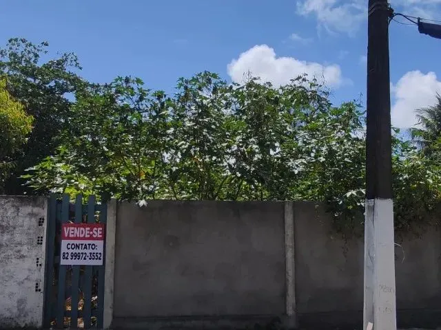 Imagem: Vende-Se Terreno Há Uma Quadra do Mar de