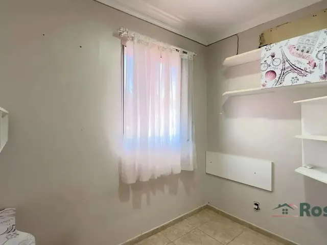 Imagem 10: Sobrado com 3 Quartos Sendo 2 Suítes, com Armários Planejados no Condomínio Villa Di