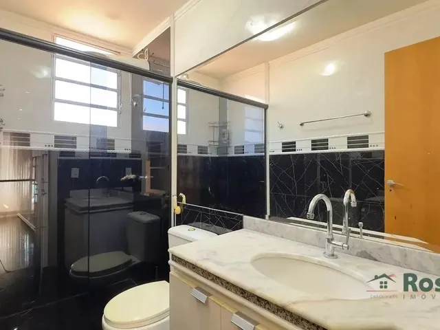 Imagem 14: Sobrado com 3 Quartos Sendo 2 Suítes, com Armários Planejados no Condomínio Villa Di