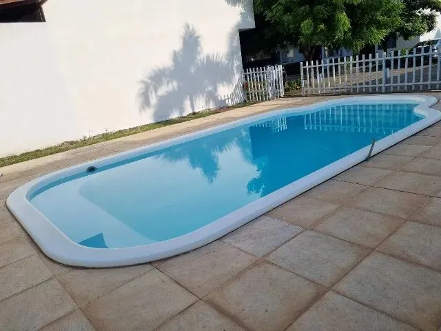 Imagem: A casa em condomínio possui 2 Dormitórios, 3 Banheiros, 2