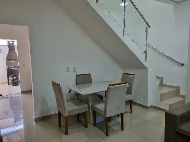 Imagem 8: Casa com 2 Quartos(Suítes) À Venda, em Condomínio, 81M² - Centenário