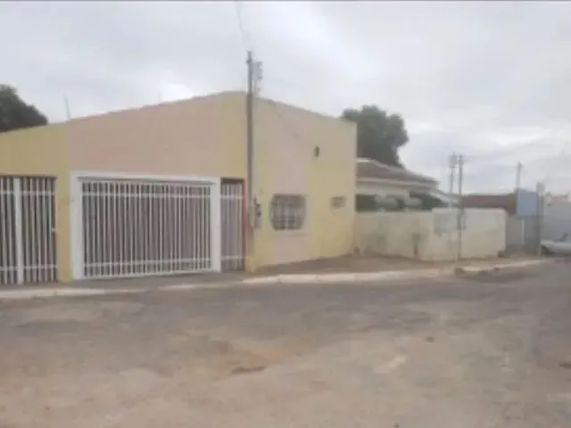 Imagem: Casa com 4 Quarto(S) no Bairro Dom Aquino