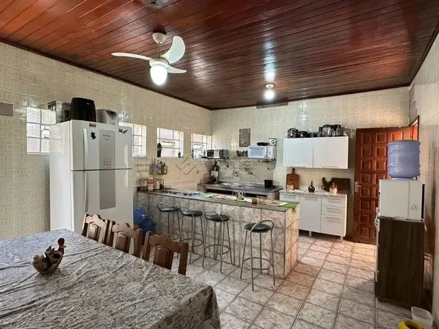 Imagem 10: Imóvel para Venda com 193 Metros Quadrados com 3 Quartos em Boa Esperança - Cuiabá - Mt