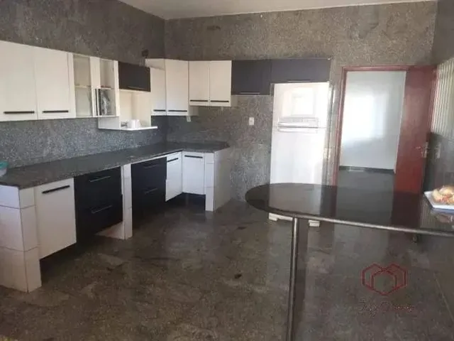 Imagem: Casa À Venda 5 Quartos, 4 Suites, 6 Vagas