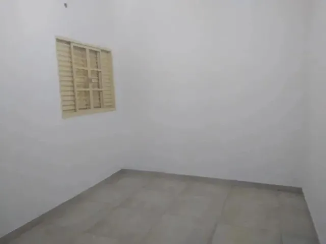 Imagem 5: Casa com 2 Quarto(S) no Bairro Jardim Imperial em Cuiabá - Mt