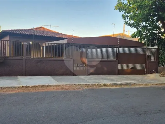 Imagem 8: Casa com 3 Quartos À Venda em Coophema - Mt