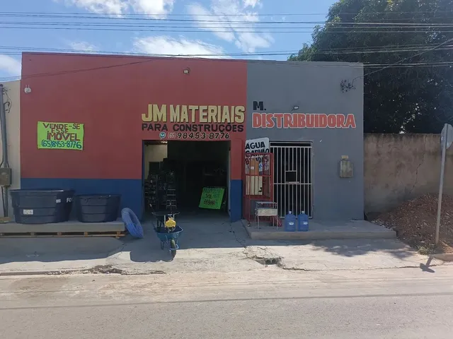 Imagem: A casa possui 3 Dormitórios, 2 Banheiros, 200m² de Área