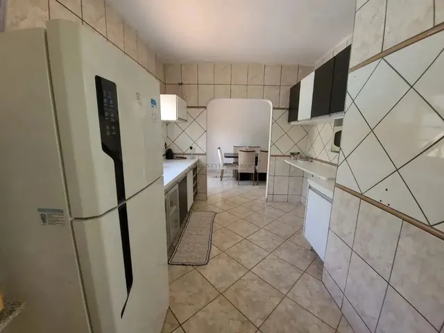 Imagem 10: Imóvel para Venda com 200 M² com 3 Quartos em Morada da Serra - Cuiabá - Mt