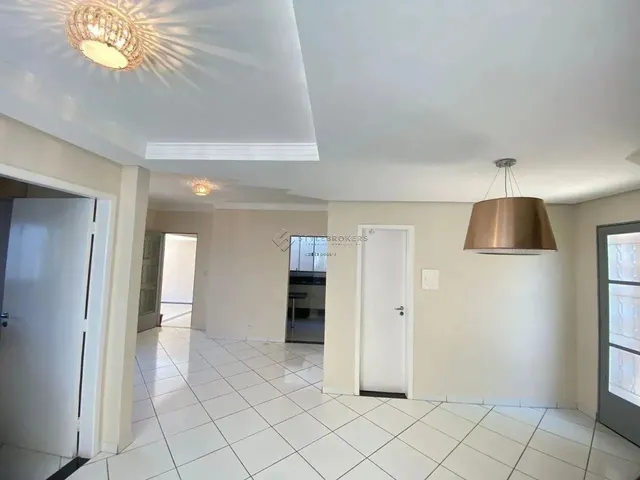 Imagem 11: Imóvel para Venda com 195 M² com 3 Quartos em Morada da Serra - Cuiabá - Mt