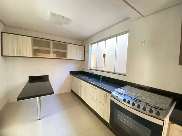 Imagem 7: Imóvel para Venda com 195 M² com 3 Quartos em Morada da Serra - Cuiabá - Mt