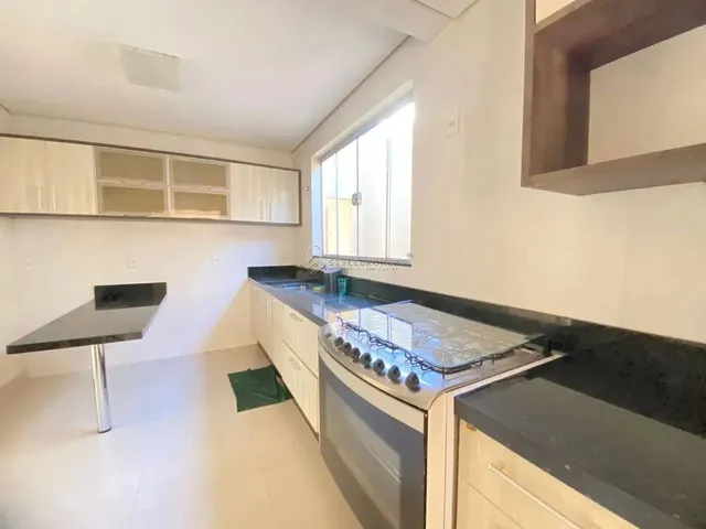 Imagem 9: Imóvel para Venda com 195 M² com 3 Quartos em Morada da Serra - Cuiabá - Mt