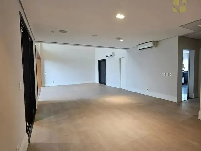 Imagem 1: Duplex para Venda Possui 291 Metros Quadrados com 4 Quartos em Quilombo - Cuiabá - Mt