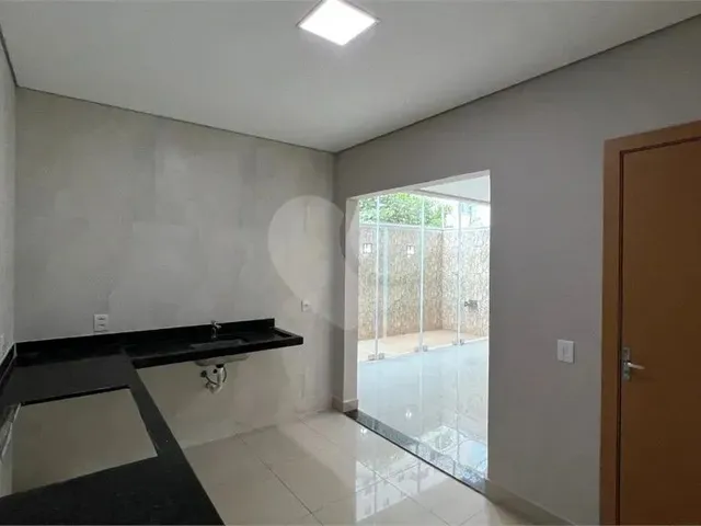 Imagem 15: Condomínio com 3 Quartos À Venda em Morada do Ouro - Mt