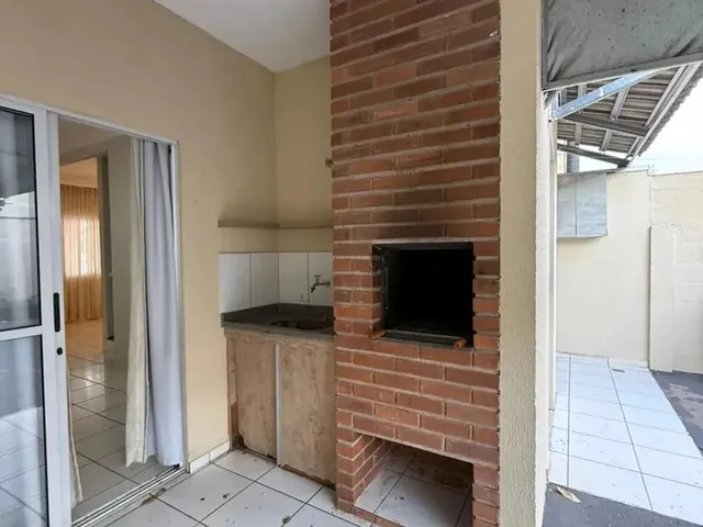 Imagem 2: Sobrado com 3 Quartos À Venda, 209M2 - Village do Bosque
