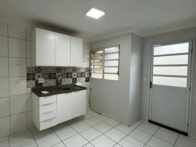 Imagem 4: Sobrado com 3 Quartos À Venda, 209M2 - Village do Bosque
