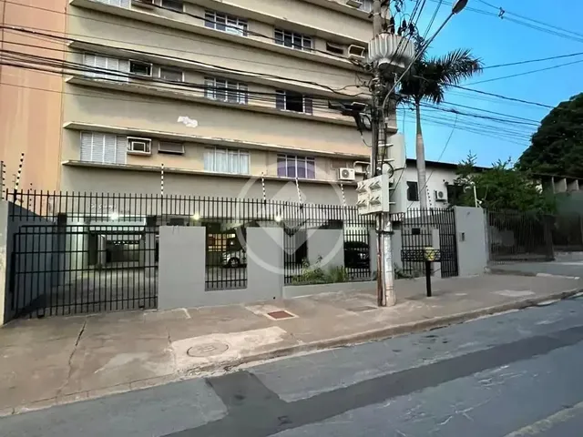 Imagem: Apartamento de 2 Quartos no Edifício Guarujá