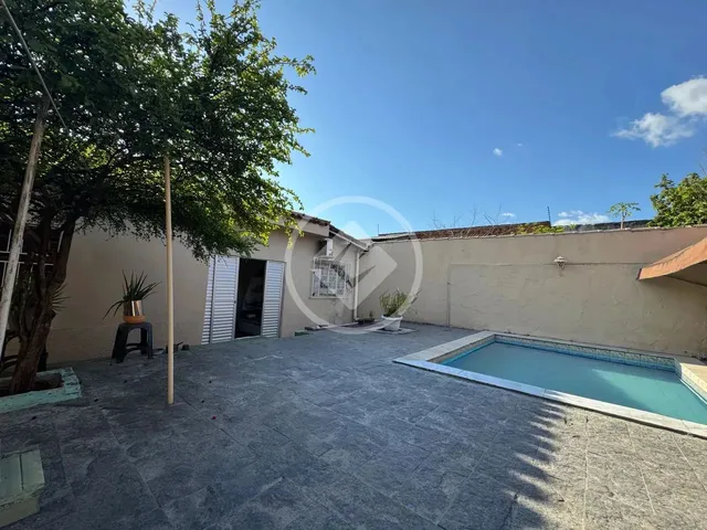 Imagem: Casa com Piscina 3 Quartos C/ Piscina 2