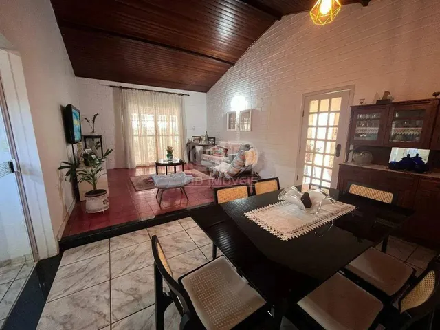 Imagem: Casa Ampla com 3 Quartos, Sendo 1 Suíte