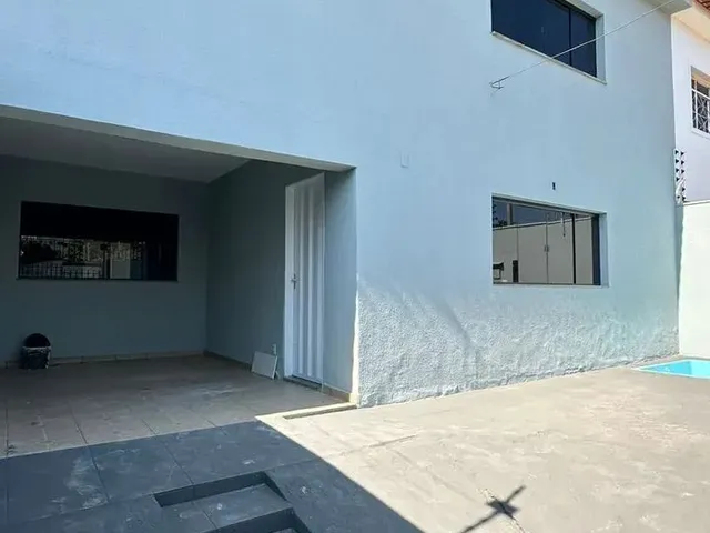 Imagem: Preço de Ocasião - C/ 4Qtos e Pisina (Lage