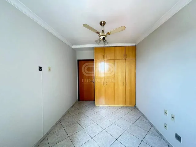 Imagem 16: Apartamento À Venda de 3 Quartos com 2 Suítes no Edifício Ipiranga Plaza
