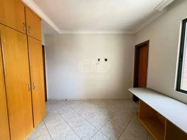 Imagem 12: Apartamento À Venda de 3 Quartos com 2 Suítes no Edifício Ipiranga Plaza