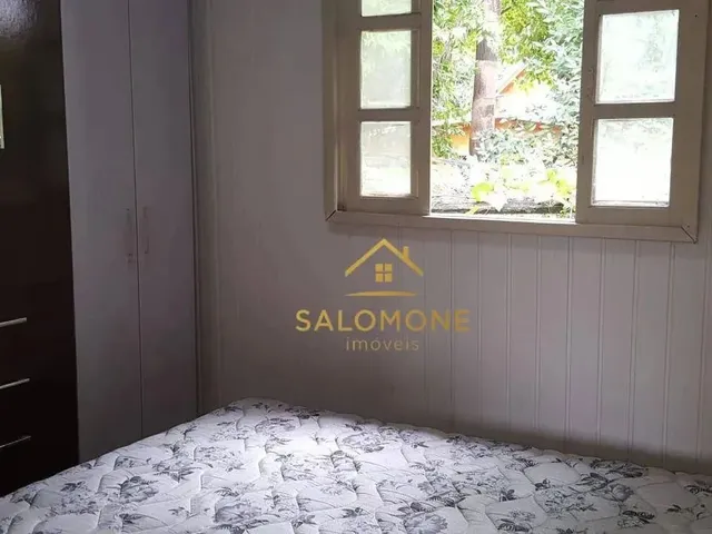 Imagem 13: Casa com Piscina em Condomínio Fechado