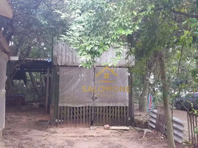 Imagem 6: Casa com Piscina em Condomínio Fechado