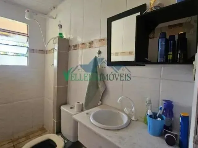Imagem 11: Velleda Oferece Belo Sítio com Casa Aconchegante e Amplo Terreno, Refúgio em Águas