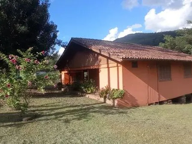 Imagem 6: Chácara com Casa , Rio nos Fundos,Roças
