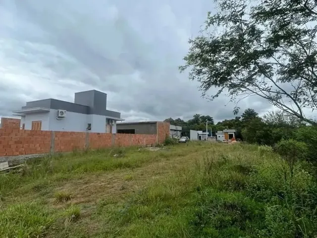 Imagem 2: Imóvel para Venda Possui 300 Metros Quadrados com 11 Quartos em São Luiz - Sapiranga