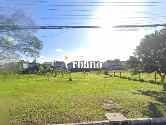 Imagem: Terrenos À Venda em Rua Tranquila e Bem