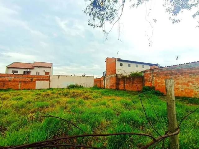 Imagem: O terreno possui 10m² de Área e está localizado em