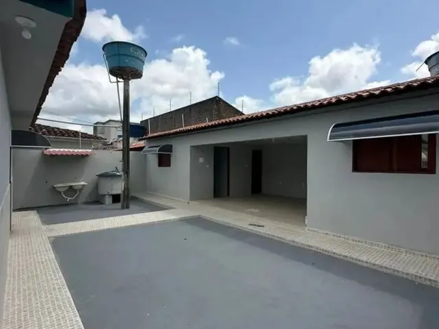 Imagem 6: Casa Térrea para Locação em Arapiraca, Baixão, 4 Dormitórios, 1 Suíte, 3 Banheiros