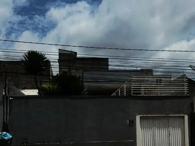 Imagem 15: Casa Bem Localizada, 3 Quartos/2 Suítes, Garagem Coberta para 2 Carros, Sacada Aberta