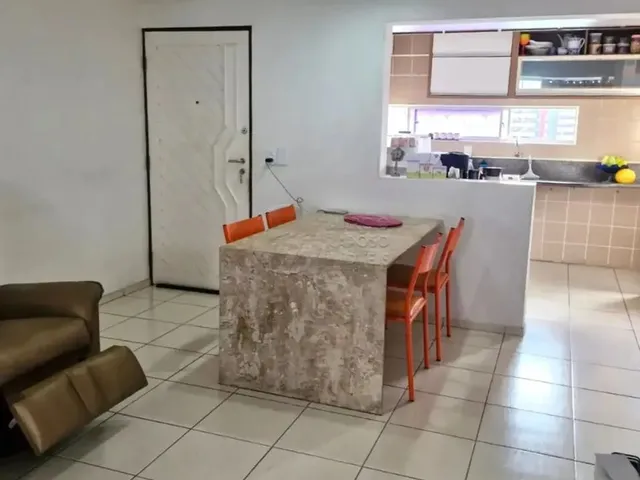 Imagem 1: Imóvel para Venda com 93 Metros Quadrados com 3 Quartos em Ponta Verde - Maceió - Al