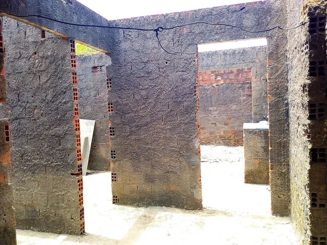 Imagem 7: Vendo Casa com Área para Construir!
