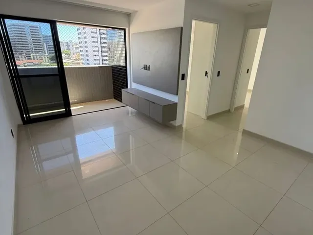 Imagem: O apartamento possui 2 Dormitórios, 1 Suíte, 2 Banheiros,