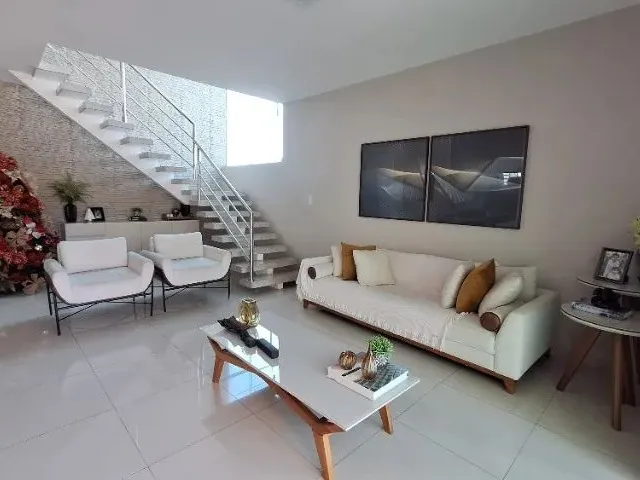 Imagem: A casa em condomínio possui 4 Dormitórios, 3 Suítes, 5