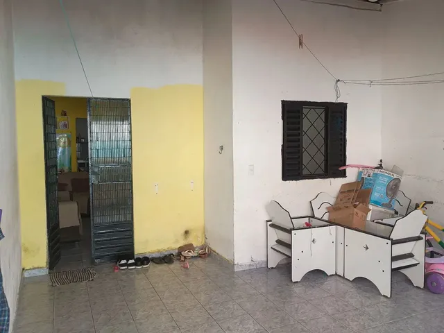 Imagem 12: Imóvel 03 Dormitórios e Garagem. Clima Bom
