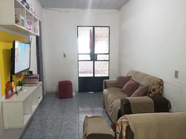 Imagem 5: Imóvel 03 Dormitórios e Garagem. Clima Bom
