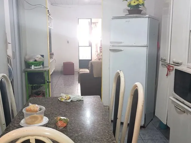 Imagem 10: Imóvel 03 Dormitórios e Garagem. Clima Bom